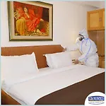 Dee Marks Airport Hotel & Resorts