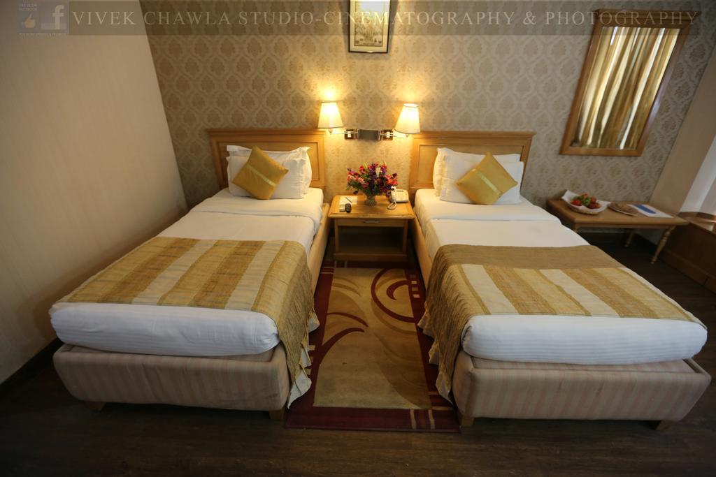 Dee Marks Airport & Hotel 4*