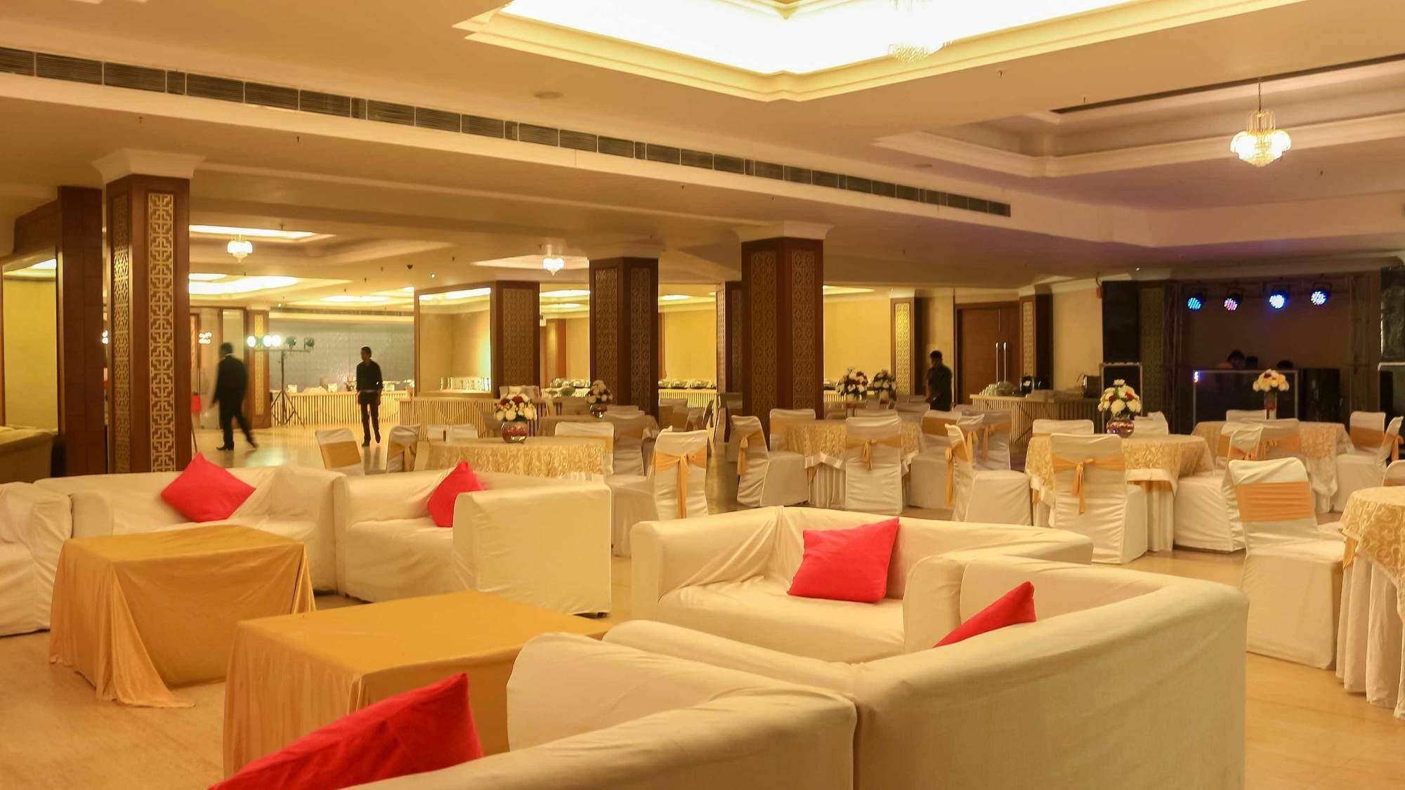 Hotel Dee Marks Airport & New Delhi