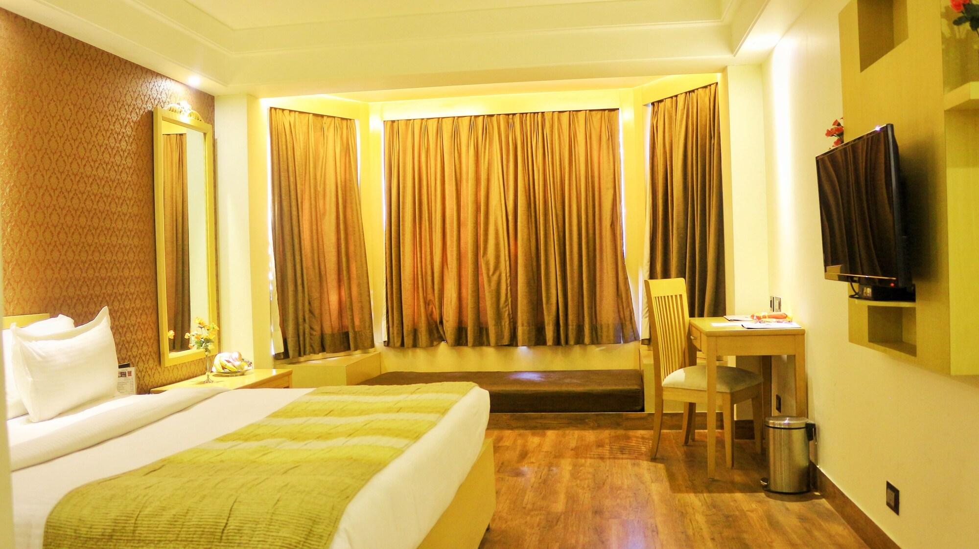 Dee Marks Airport & Hotel New Delhi